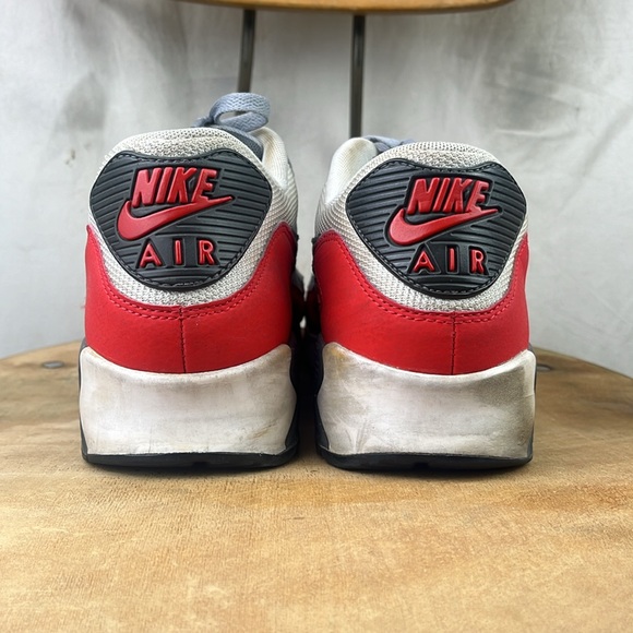 Nike Air Max 90 Wolf Grey and Challenge Red - Picture 5 of 8